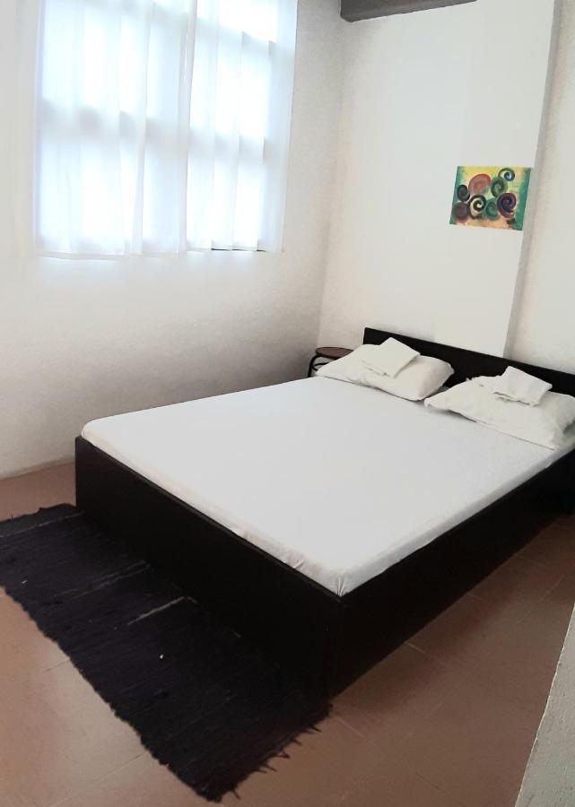 סן חואן Angel And Marie'S Acroom For 1-2Pax מראה חיצוני תמונה